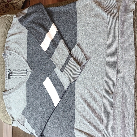 a.n.a Colorblock Sweater - Picture 13 of 13